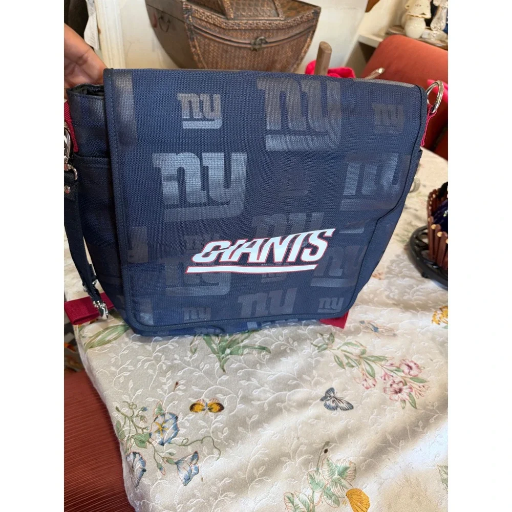 NFL New York Giants Messenger Bag Backpack Convertible Navy Blue Red Crossbody
